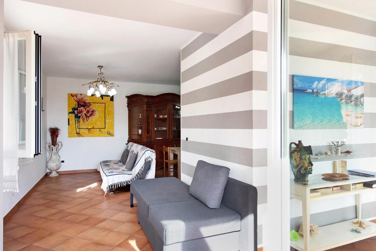 Esclusiva Terrazza Vista Porto Apartment Varazze Luaran gambar